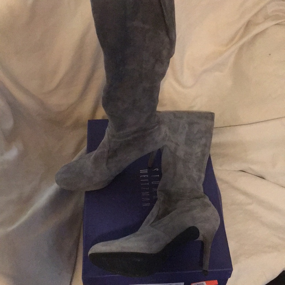 Stuart Weitzman Grey suede pull on boots